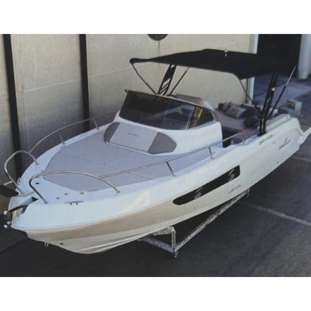 Mingolla Brava 28 WA Walkaround komplett von vorn mit Bimini